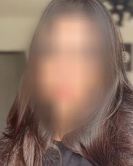 Sophia, 32