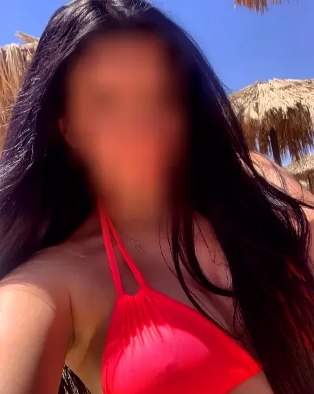 Stefanie, 31